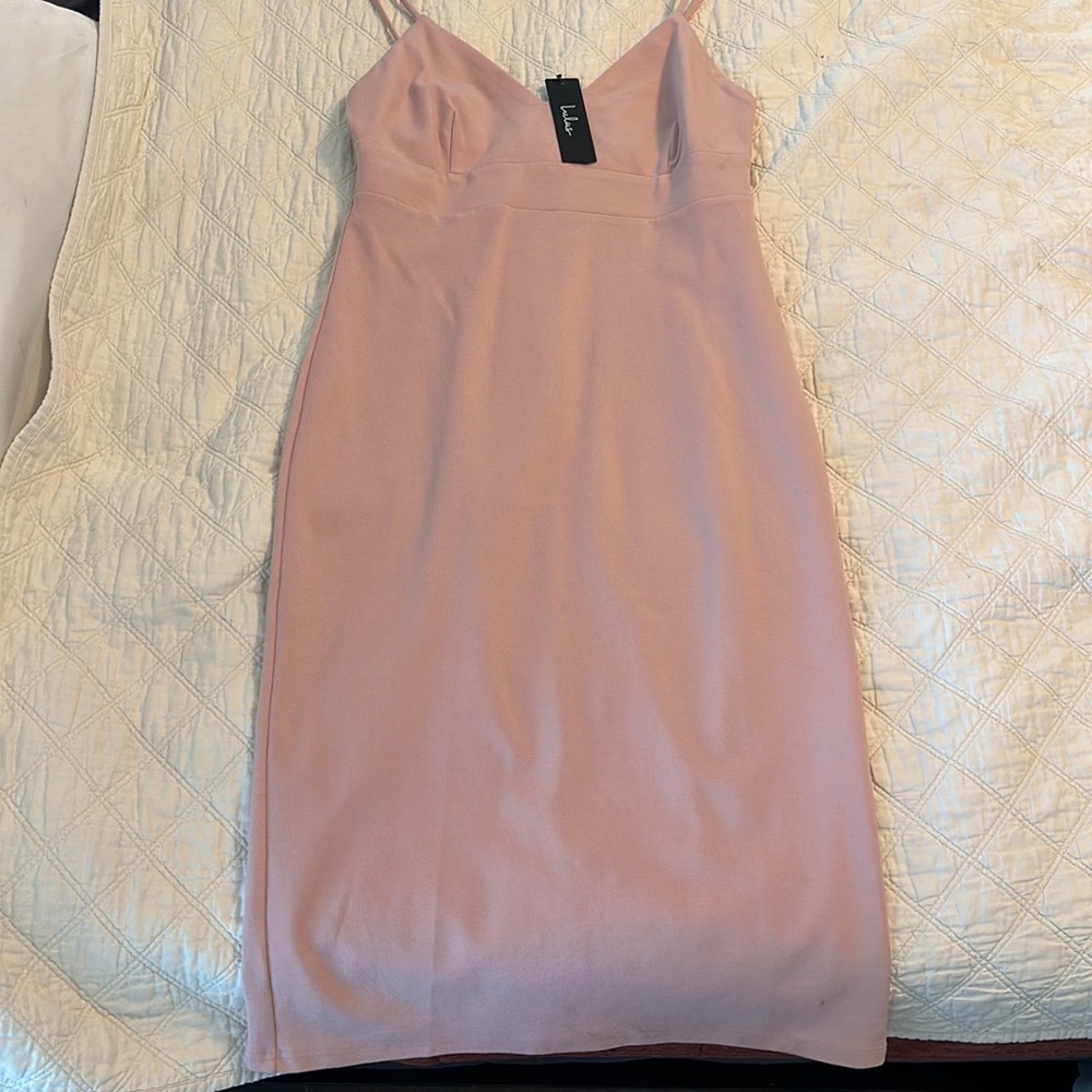 Pink Lulus dress perfect for spring/ summer wedding - Picture 1 of 3